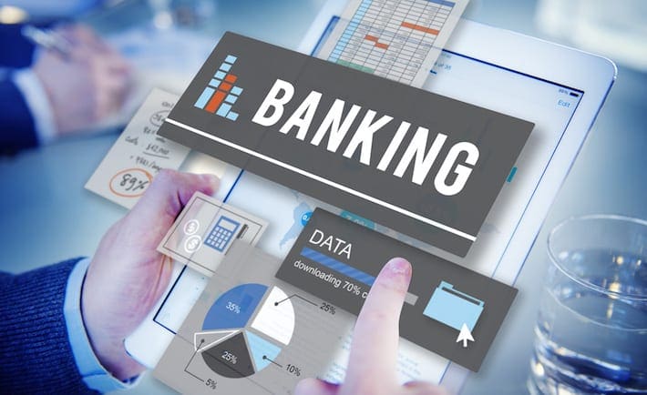 Transformación Digital en el Sector Bancario DECODE 2021 Panama