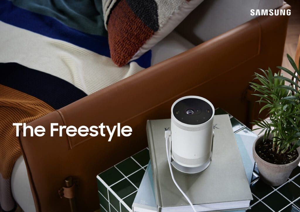 Vive la experiencia portátil de un smart TV de Samsung con el nuevo The Freestyle