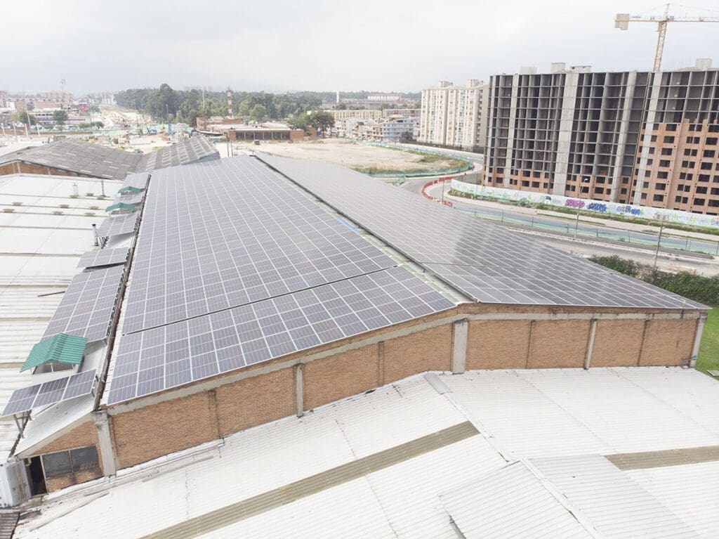 Lafayette le apuesta a la sostenibilidad ambiental y tendrá el techo solar más grande de Colombia - Vida Digital con Alex Neuman