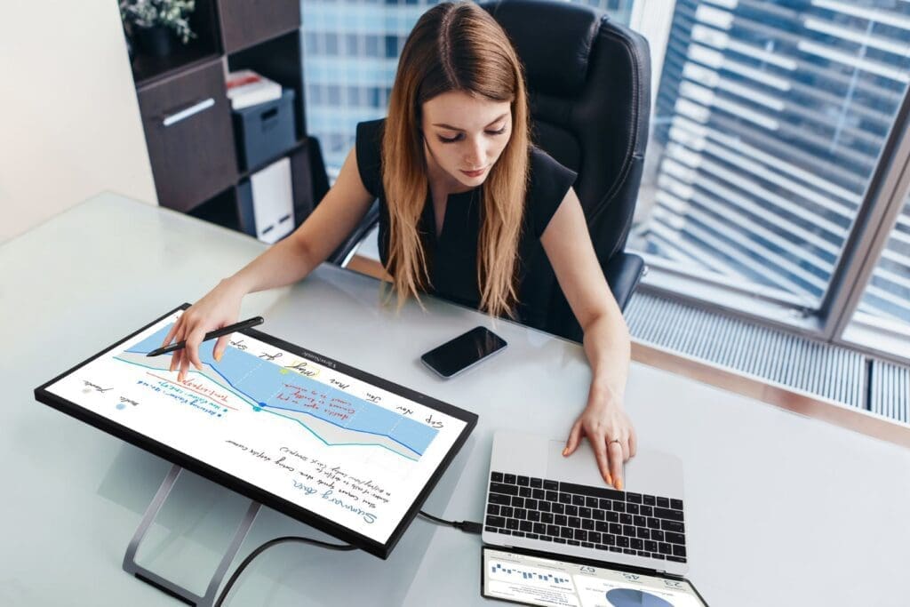 ViewSonic amplía la funcionalidad del espacio de trabajo con el nuevo display touch diseñado para mejorar la productividad - Vida Digital con Alex Neuman