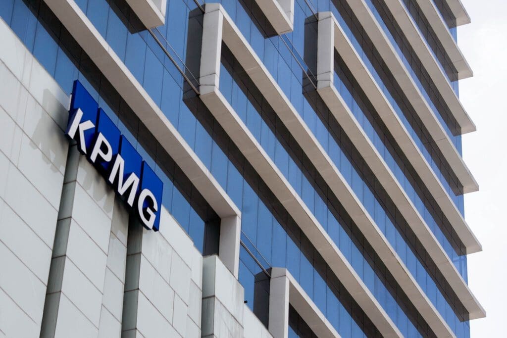 KPMG designa a Luis Laguerre como nuevo socio director de la firma en Panamá - Vida Digital con Alex Neuman