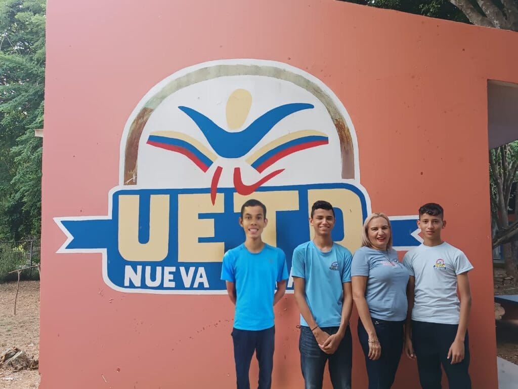 Jóvenes de Costa Rica, Panamá y Venezuela compiten por el campeonato regional de Solve for Tomorrow 2022 - Vida Digital con Alex Neuman