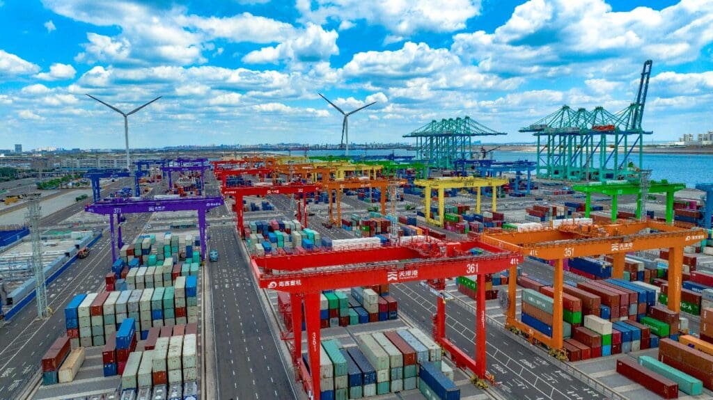 La conducción autónoma 5G+L4 está haciendo que los puertos sean inteligentes, dice Huawei 2 La conducción autónoma 5G+L4 está haciendo que los puertos sean inteligentes, dice Huawei