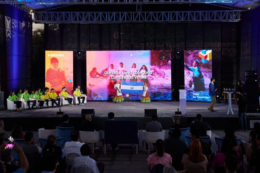 Costa Rica se tituló campeón regional del concurso Solve for Tomorrow de Samsung 4