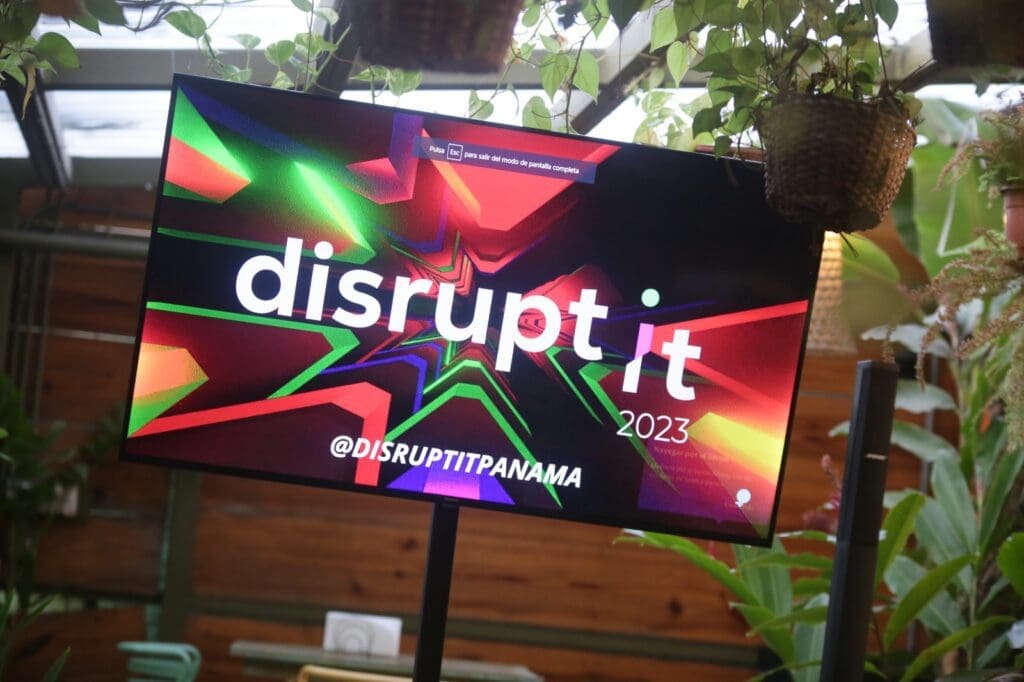 CAPATEC anuncia su evento anual de tecnología: DISRUPT-IT 2023 - Vida Digital con Alex Neuman