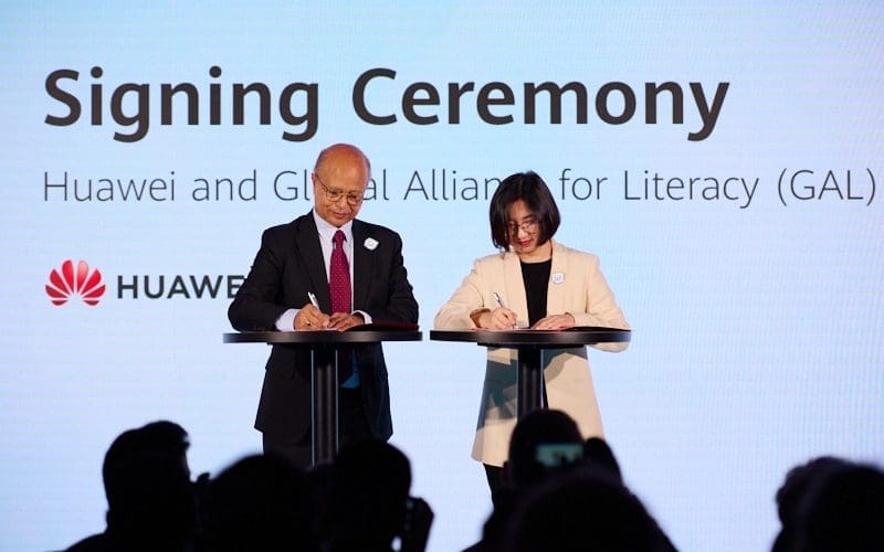 Huawei es la primera empresa privada en convertirse en miembro asociado de la Alianza Global para la Alfabetización de la UNESCO - Vida Digital con Alex Neuman
