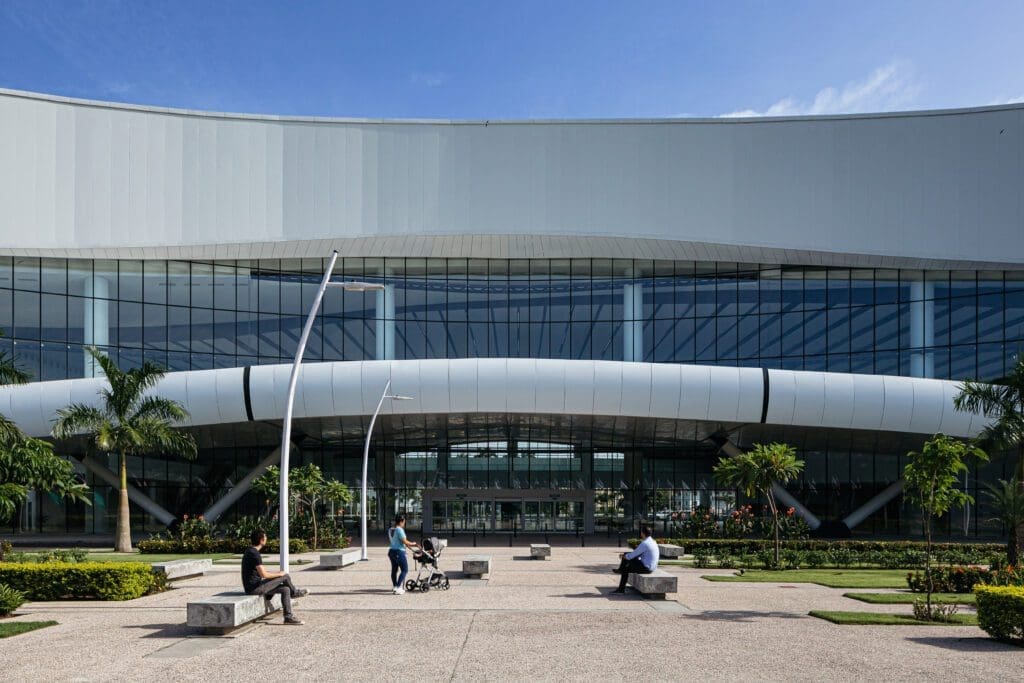 El Panama Convention Center reafirma su liderazgo en la región y su compromiso con la excelencia en la industria de reuniones y eventos - Vida Digital con Alex Neuman