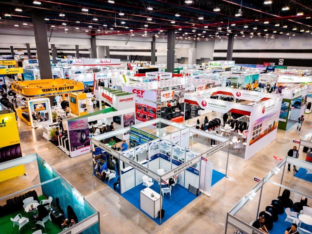 Más de 200 plazas de empleos indirectos generó el Panama Convention Center durante Latin Tyre Expo - Vida Digital con Alex Neuman