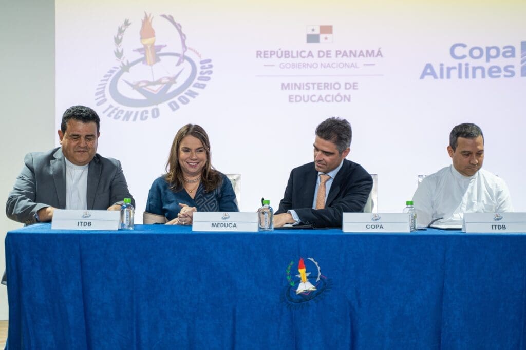 Copa Airlines firma convenio de cooperación técnica para la formación jóvenes panameños en mantenimiento aeronáutico - Vida Digital con Alex Neuman