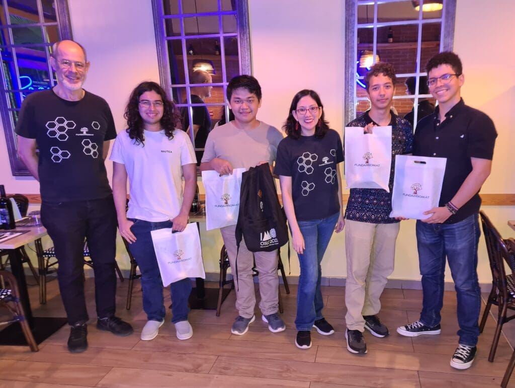 Ofrecen homenaje al equipo de Panamá que participó en la Olimpiada Internacional de Matemáticas - Vida Digital con Alex Neuman