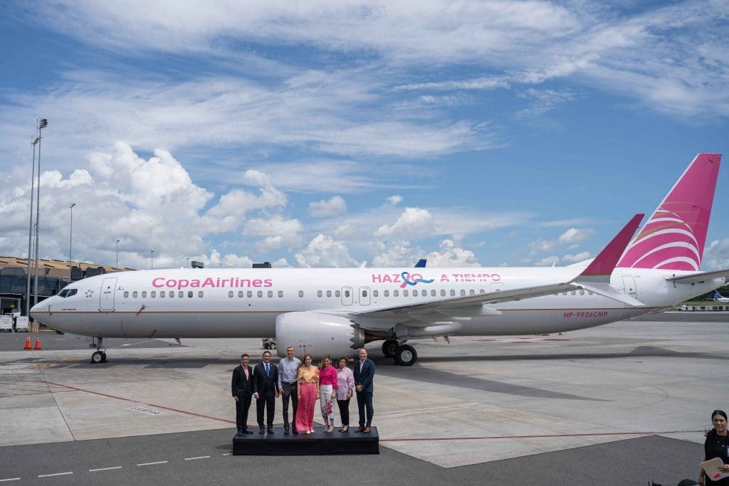 Copa Airlines lleva su mensaje de “Hazlo A Tiempo” por los cielos del continente con el nuevo Boeing 737 Max9 alusivo a la campaña contra el cáncer - Vida Digital con Alex Neuman