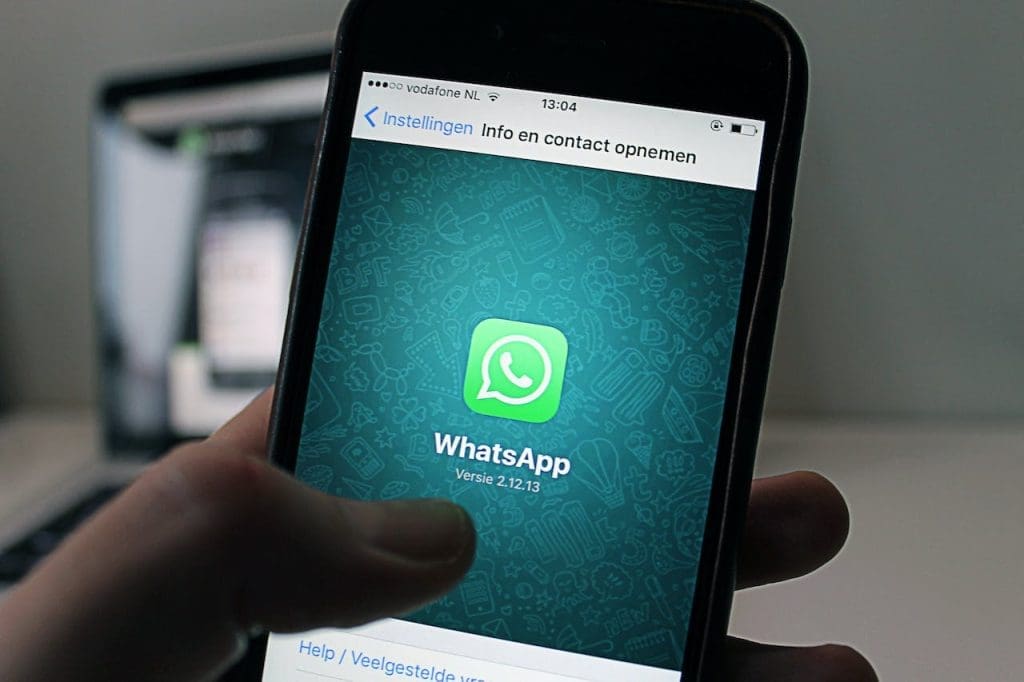 Más de 340,000 ataques a través de nuevo mod para WhatsApp - Vida Digital con Alex Neuman