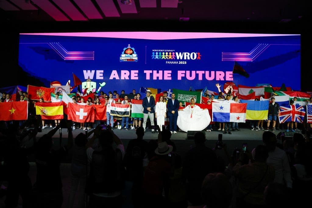 Panamá inaugura Olimpiada Mundial de Robótica 2023 - Vida Digital con Alex Neuman