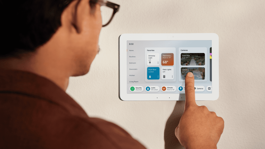 Amazon lanza Echo Hub, su primer panel de Smart Home con Alexa - Vida Digital con Alex Neuman