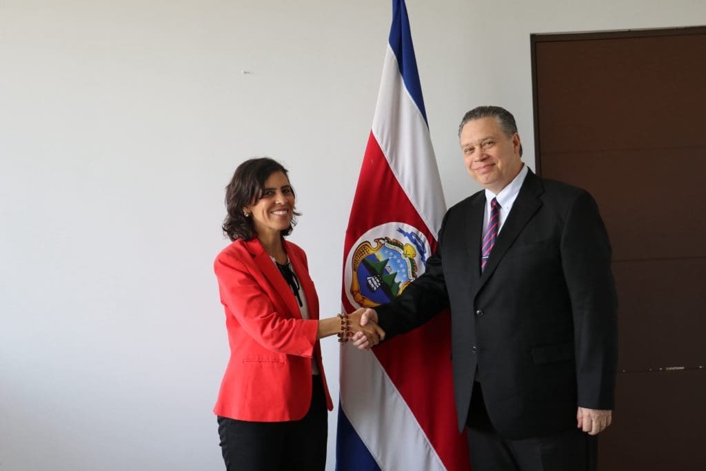 El Ministerio de Ciencia, Innovación, Tecnología y Telecomunicaciones de Costa Rica y Fortinet firman acuerdo de cooperación en seguridad cibernética - Vida Digital con Alex Neuman