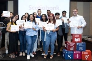 Scotiabank y la U Del Istmo otorgan becas a jóvenes con historias inspiradoras - Vida Digital con Alex Neuman