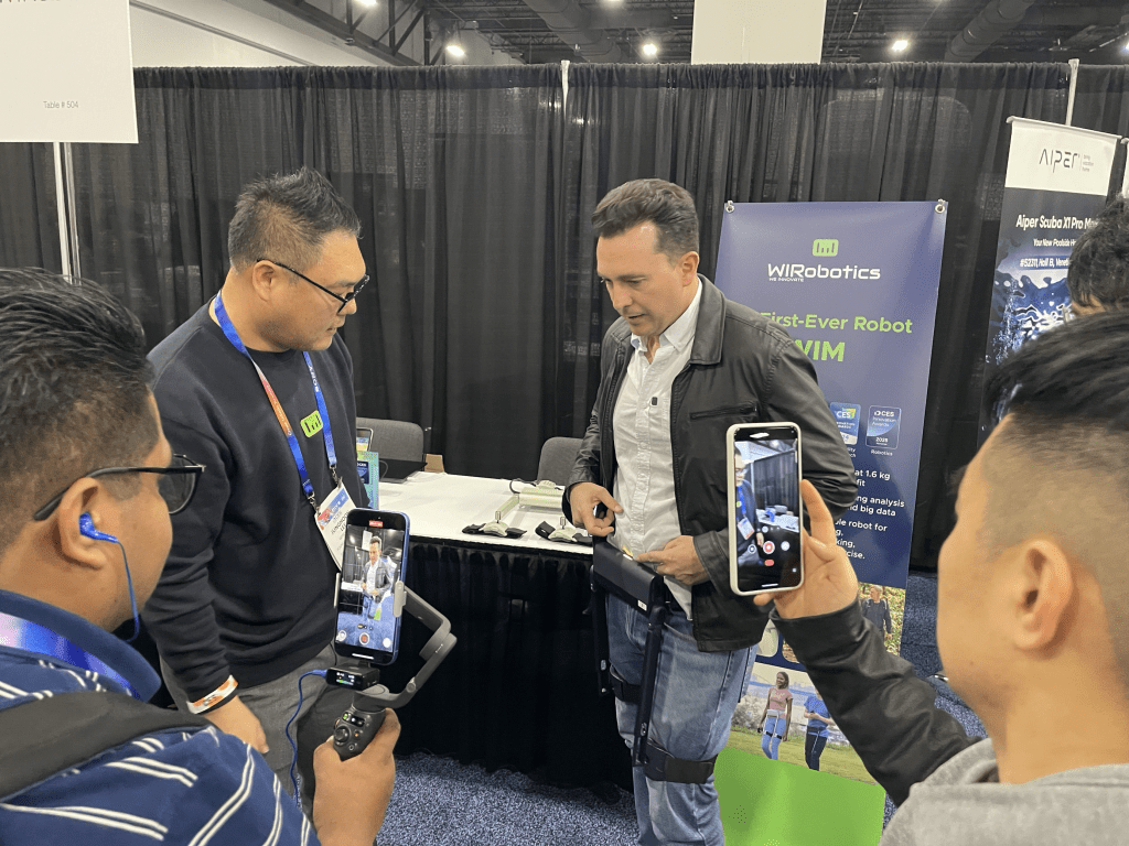 La empresa líder en robótica portátil WIRobotics presentará al mercado de EE. UU. el robot portátil de asistencia para caminar ultraligero 'WIM - Vida Digital con Alex Neuman