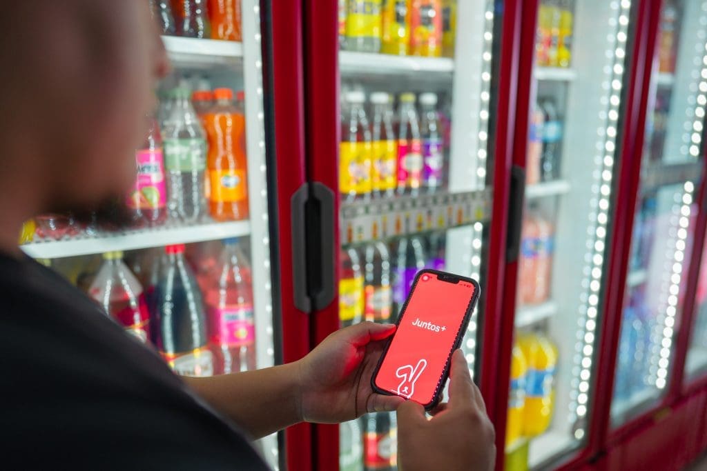 Coca-Cola FEMSA presenta su Informe Integrado 2024 Future-Ready: Acercando el mañana - Vida Digital con Alex Neuman